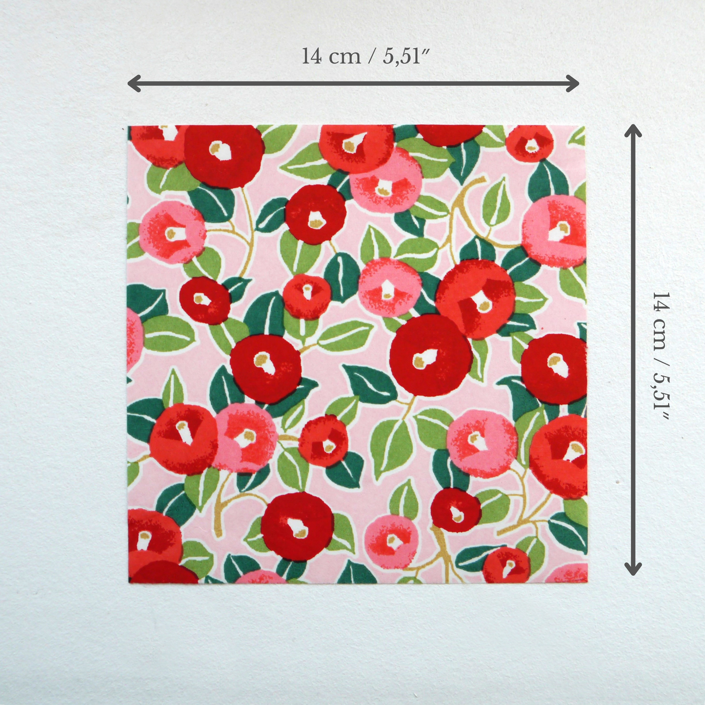 Kit de 12 papiers origami japonais 14x14 cm - "Pivoine" - Rouge, rose, blanc, doré