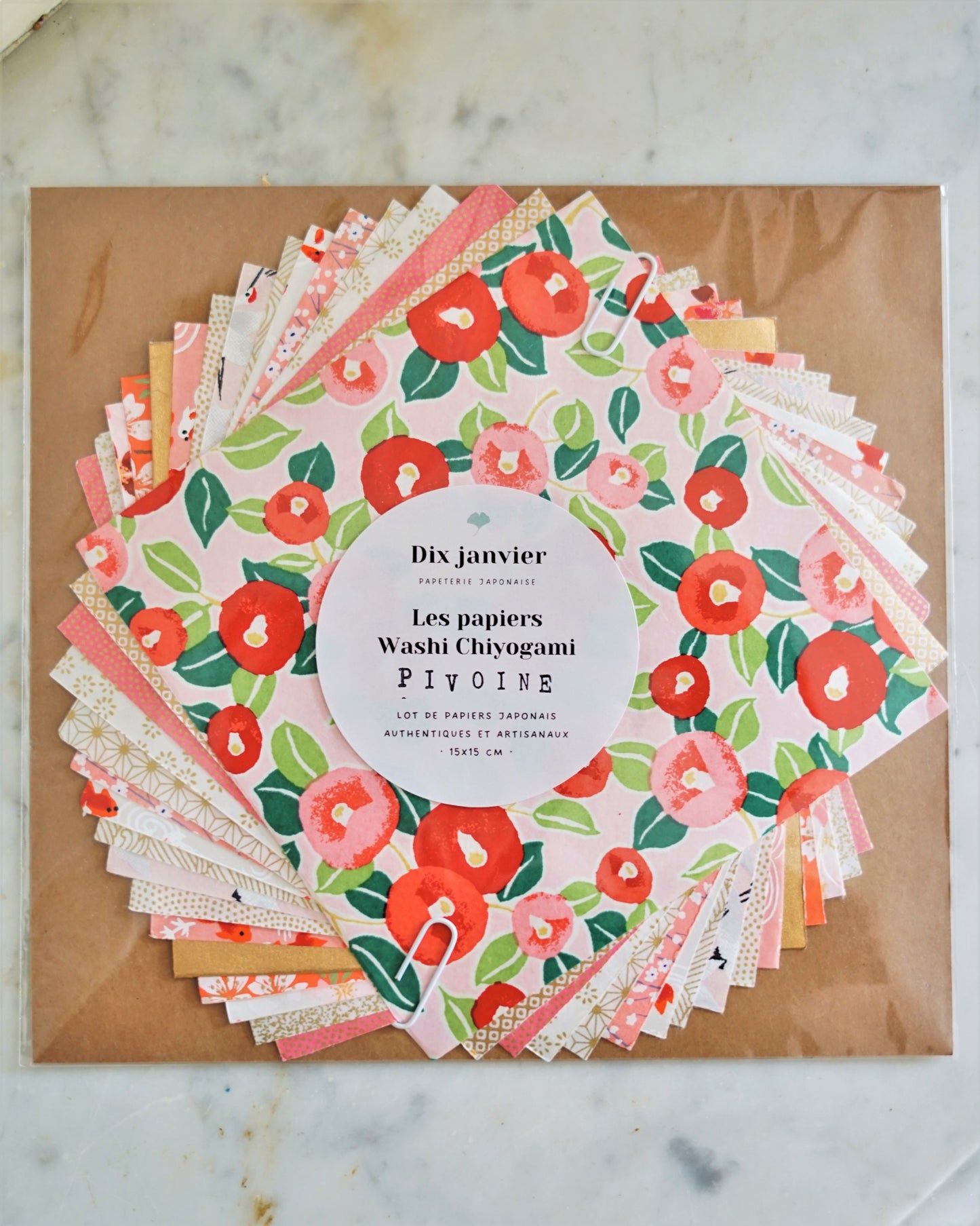 Kit of 16 Japanese origami papers - "Peony" - Red, pink, white, gold