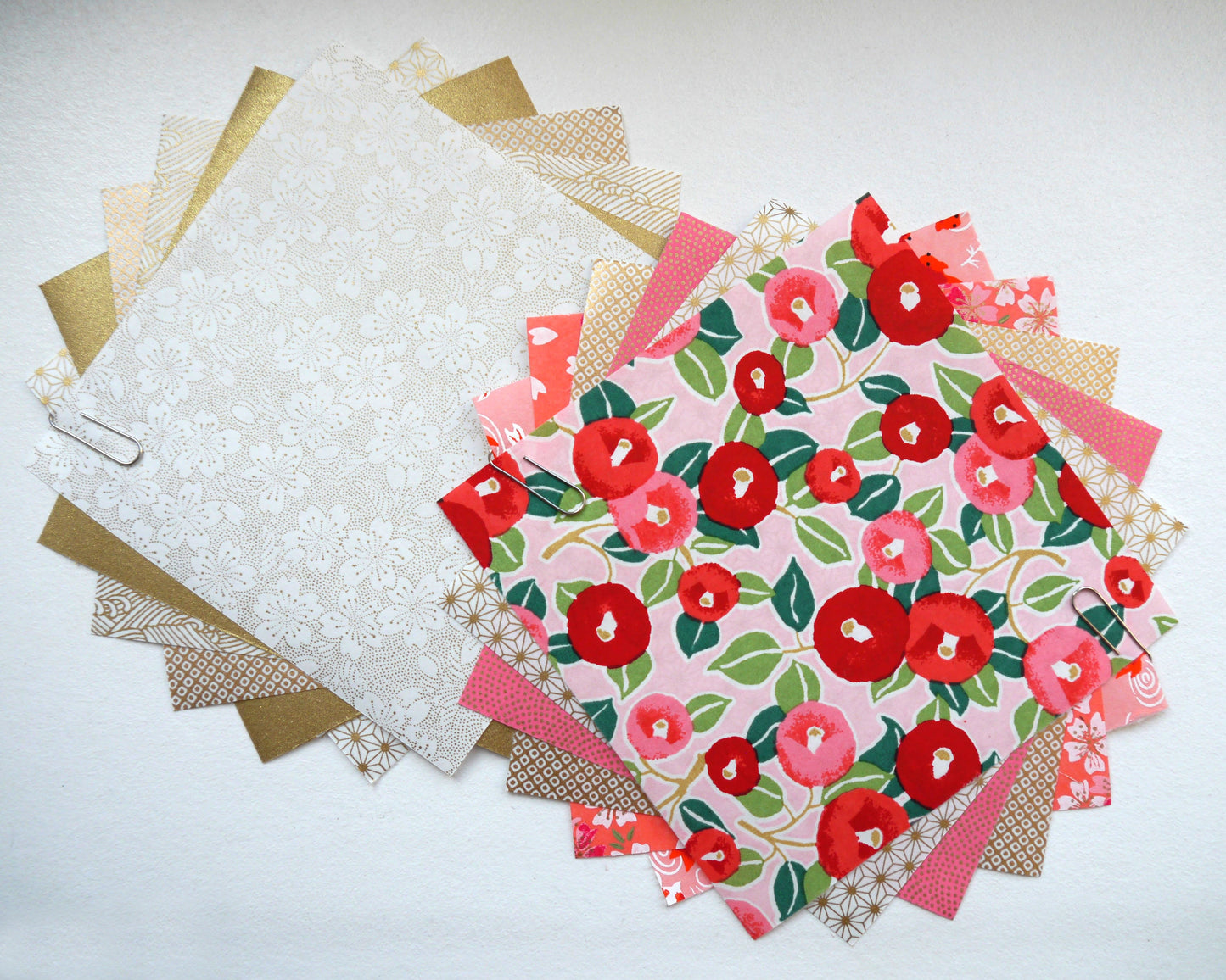 Kit de 6 papiers origami japonais 14x14 cm - "Camélia" - Rose, corail, doré