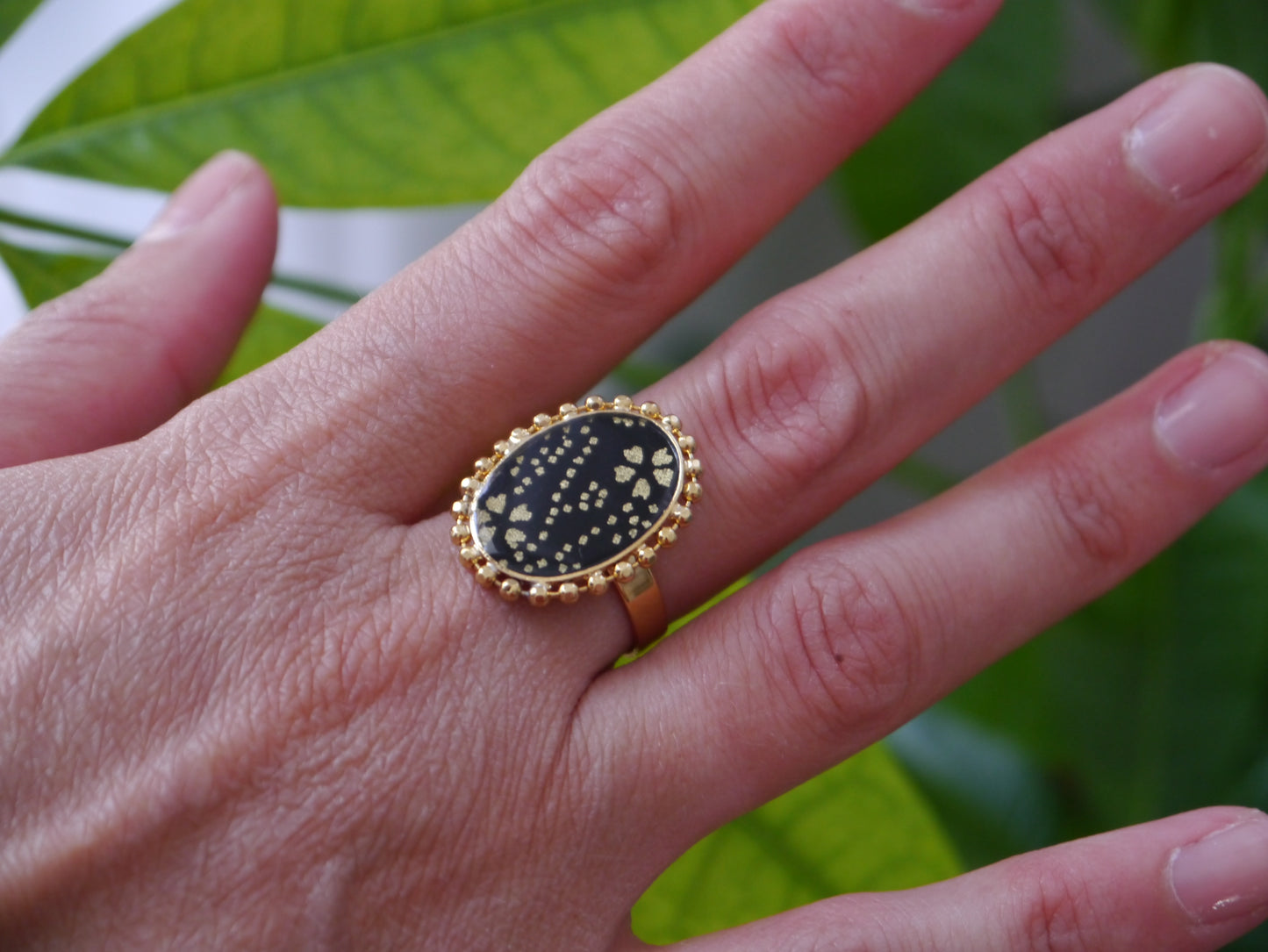 Bague médaillon en papier japonais - Noire et or