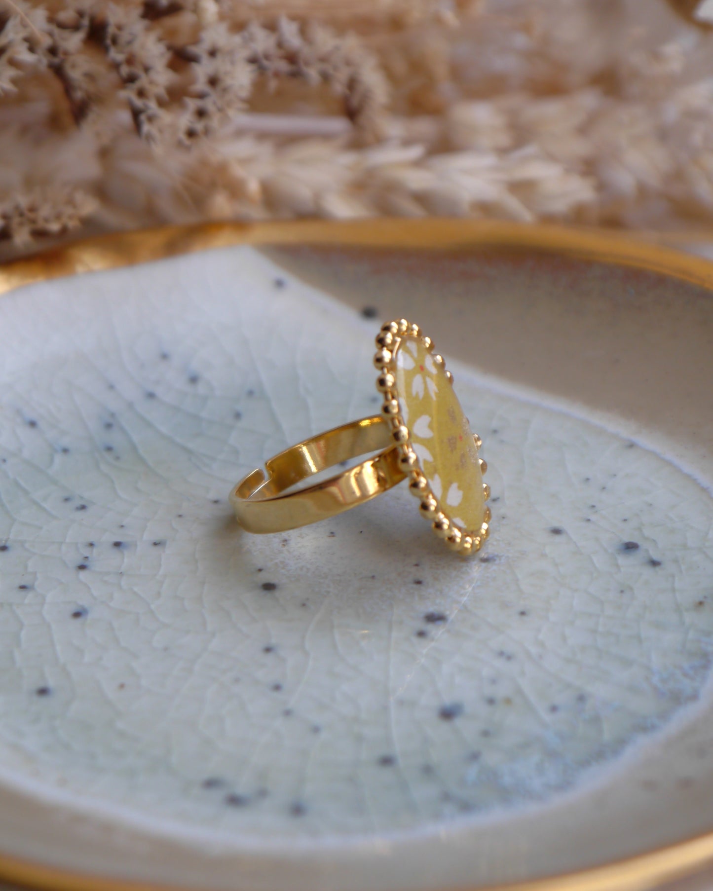 Bague médaillon en papier japonais - Jaune moutarde