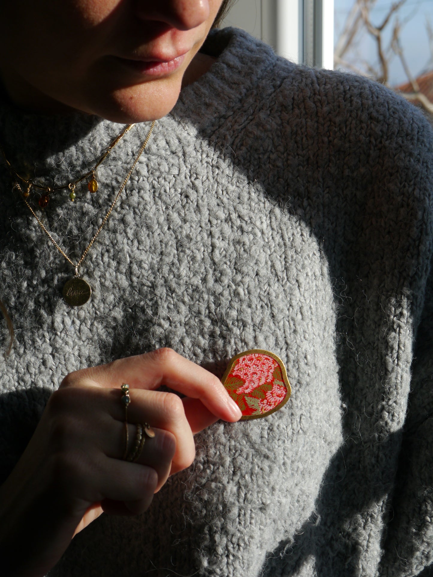 Broche en papier japonais - Hortensia carmin