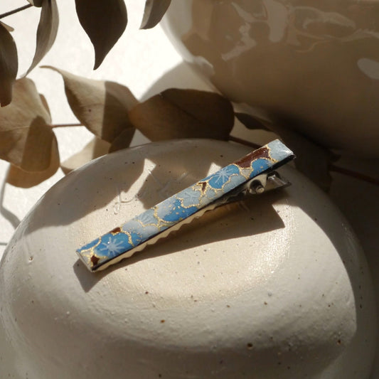 Small Japanese paper hair clip - Blue flowers