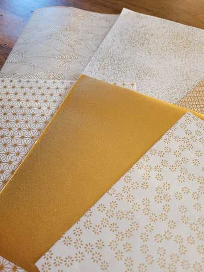 Kit of 7 Japanese origami papers - "Chamomile" - White and gold