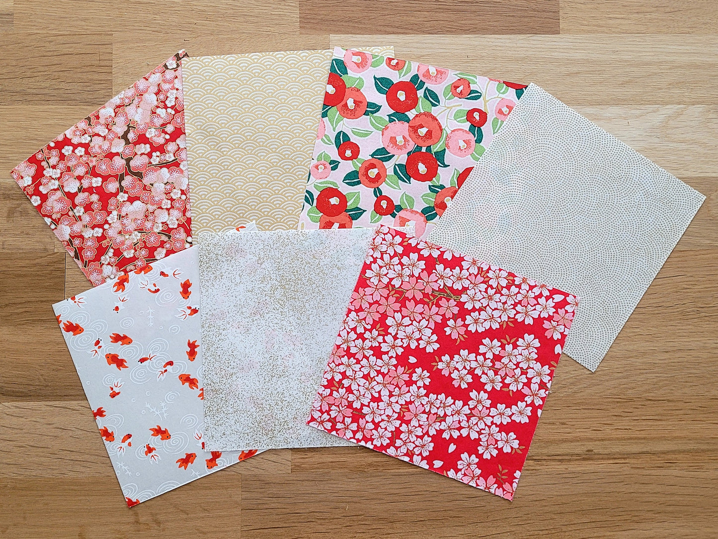 Kit de 7 papiers origami japonais - "Coquelicot" - Rouge, blanc, doré