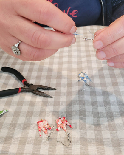 Workshop - Creation of a pair of origami earrings