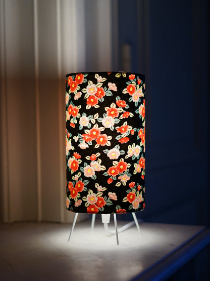 Lampe sur pieds en papier japonais - Champ de fleurs
