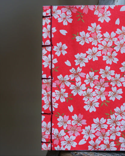 Petit carnet japonais - Fleurs rouges