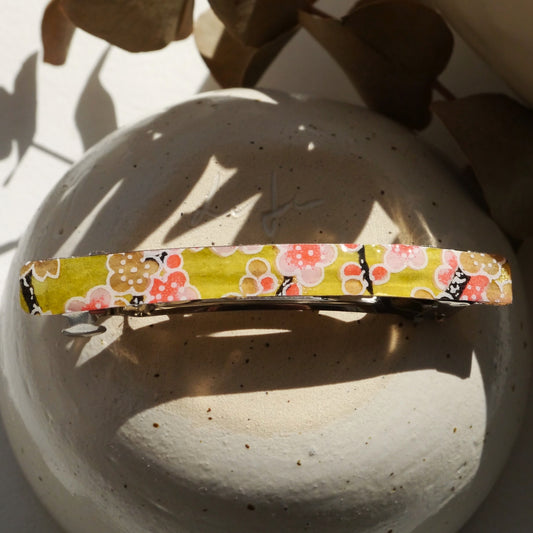 Large hair clip with clip in Japanese paper - Yellow