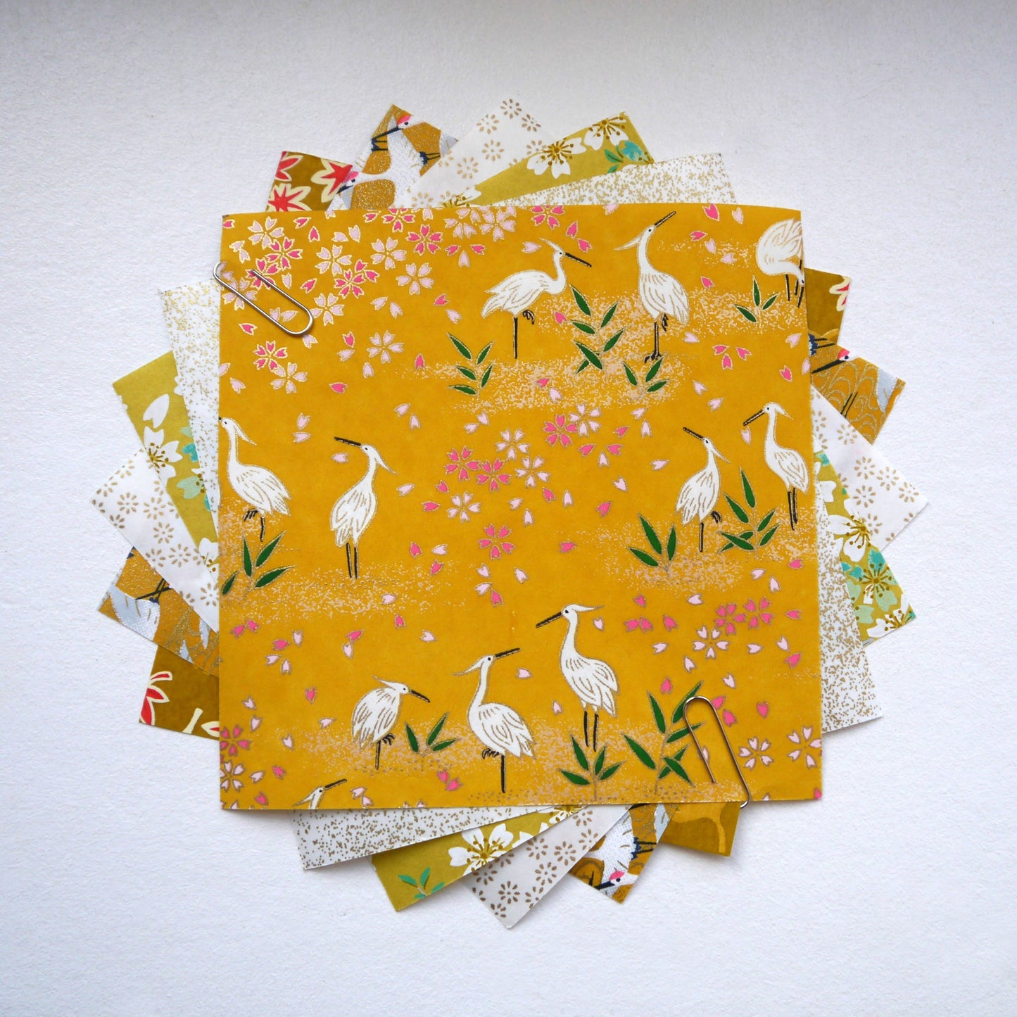 Kit of 7 Japanese origami papers - "Citrus" - Yellow, mustard, white, gold