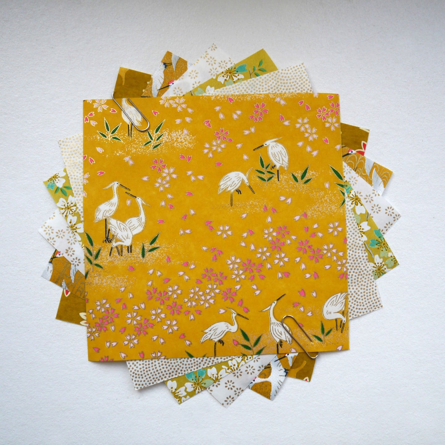 Kit de 6 papiers origami japonais 14x14 cm - "Agrume" - Jaune, moutarde, blanc, doré