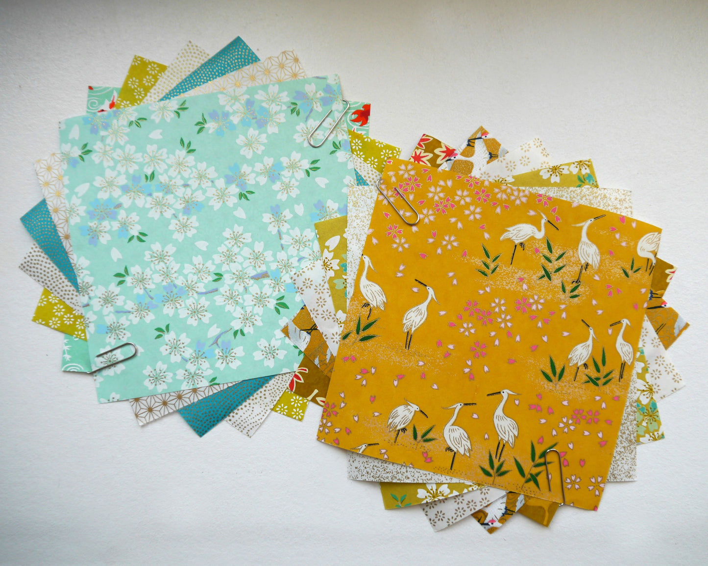 Kit de 6 papiers origami japonais 14x14 cm - "Agrume" - Jaune, moutarde, blanc, doré