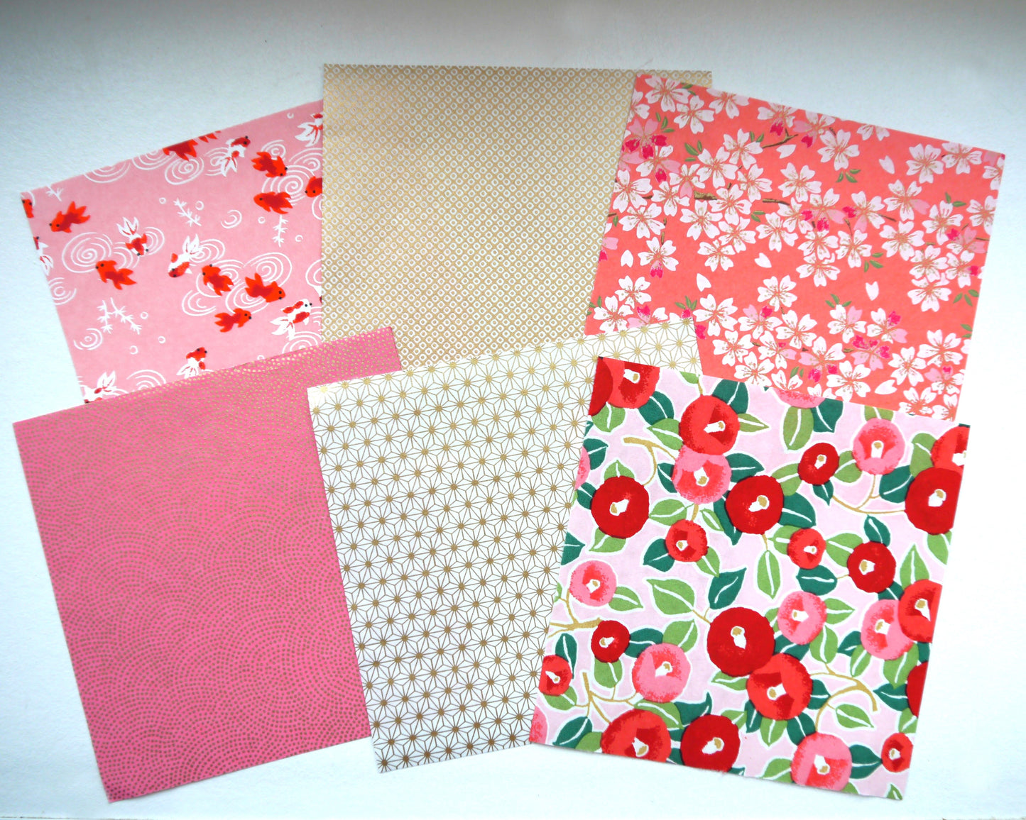 Kit of 7 Japanese origami papers - "Camellia" - Pink, coral, gold