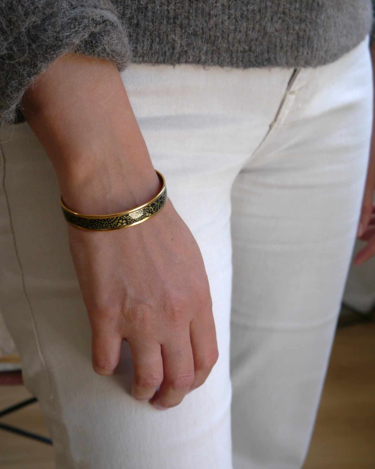 Bracelet jonc en papier japonais - Noir et or