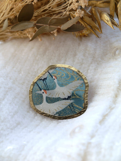 Broche en papier japonais - Grues japonaises bleues canard
