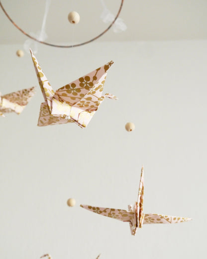 Origami baby mobile - Crane spiral / Powder pink &amp; gold